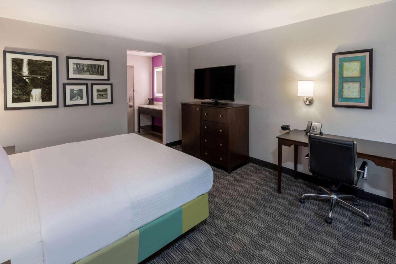 La Quinta By Wyndham Houston Nw Brookhollow Екстериор снимка