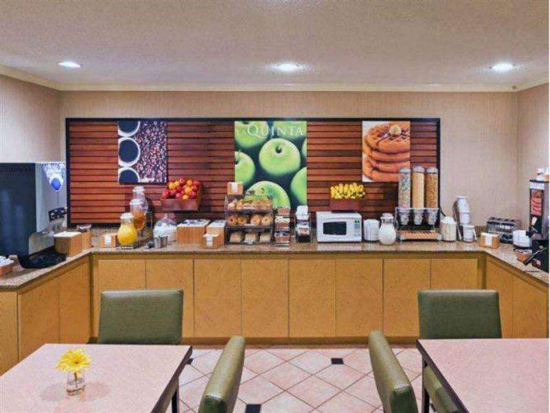 La Quinta By Wyndham Houston Nw Brookhollow Екстериор снимка